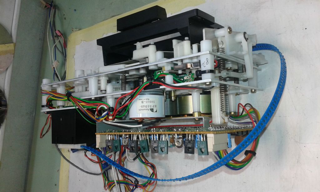 Nakamichi Dragon - mechanism exposed before cleaning